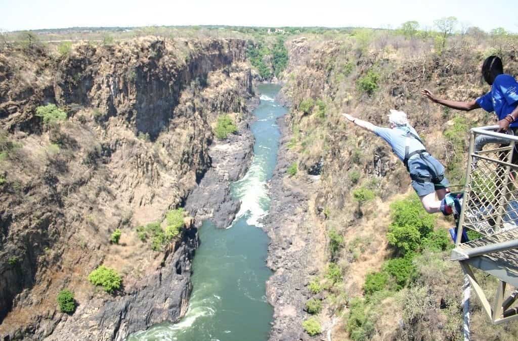 Does Bungee Jumping Hurt